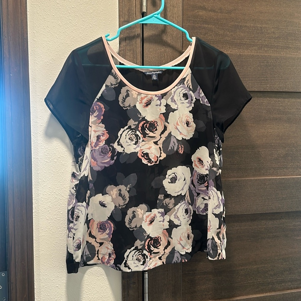 Medium American Eagle Top